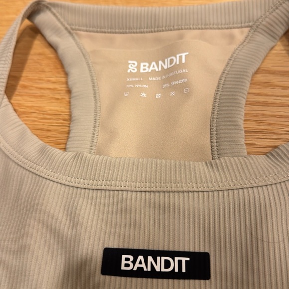 Bandit running cadence crop top XS EEUC - Picture 2 of 4